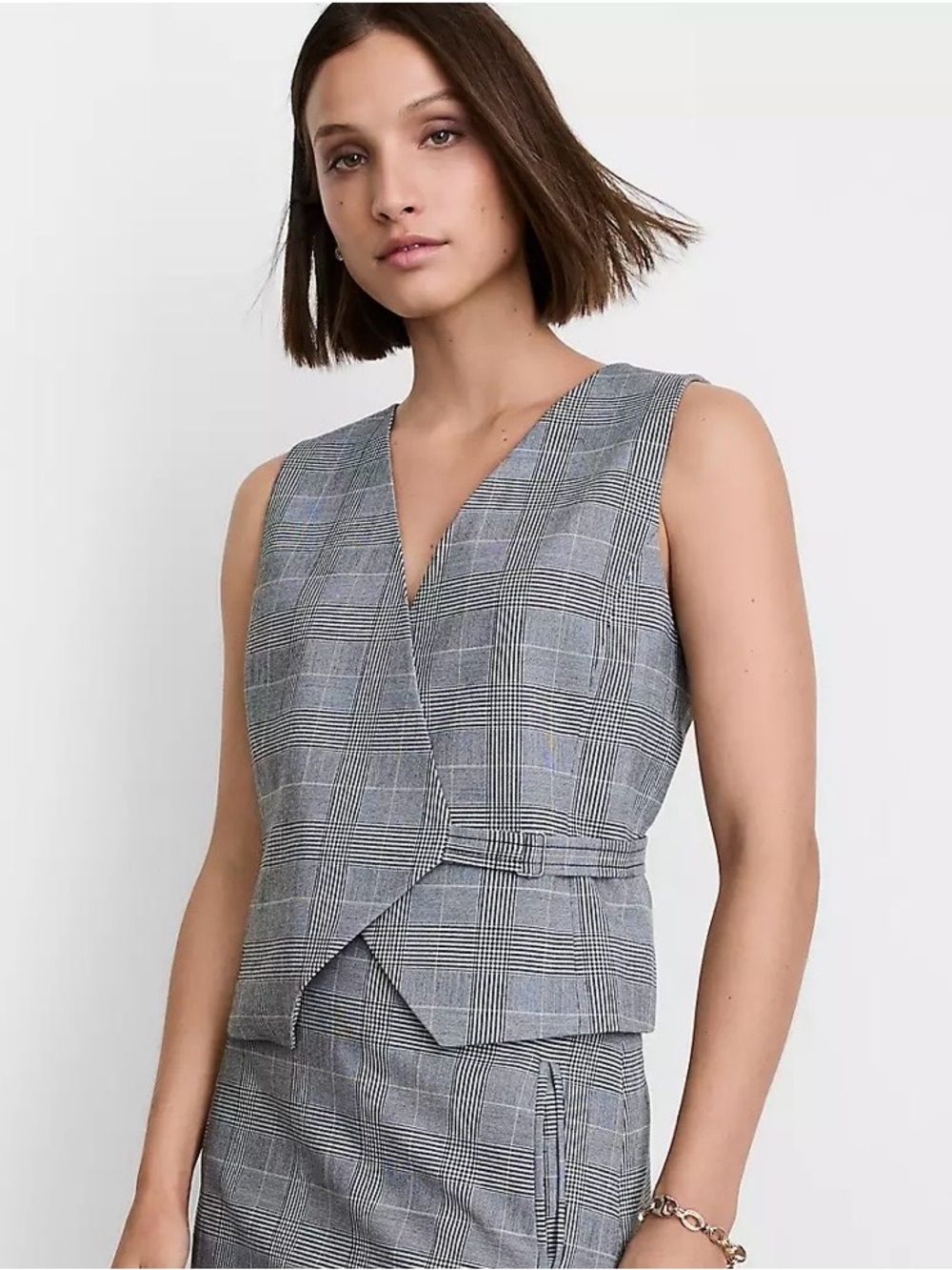 LOFT Versa Plaid Wrap Vest — Black & White - Picture 7 of 7